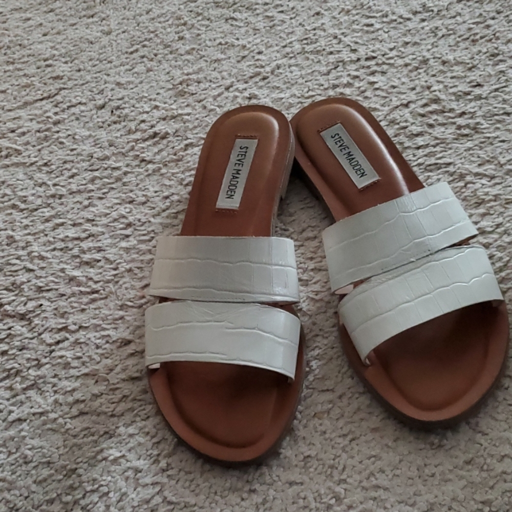 Steve madden slides